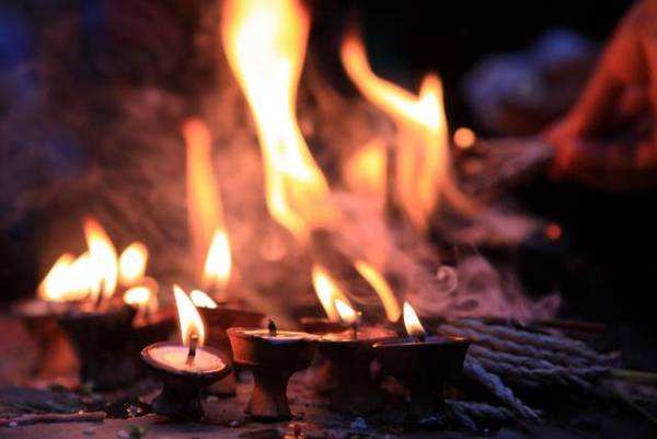 寒衣节如何烧寒衣？