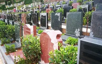 昆明市环境好的公墓,墓地价格收费标准,昆明市陵园排行榜