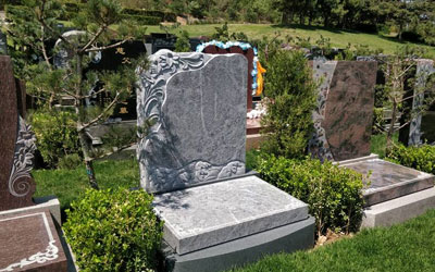 什么时候适合安葬亲人骨灰盒,公墓信息网总结六个吉时