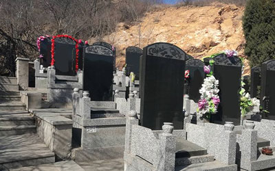 为什么很多墓地都要立碑,立碑对墓地有什么作用吗