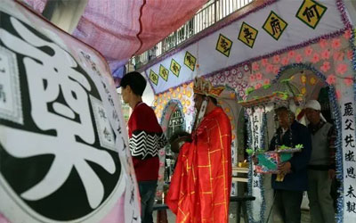 公墓信息网墓地服务给您讲解丧事办理程序