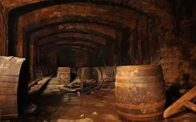 地下穴有什么优势,为什么在公墓类型中价格相对要高一些