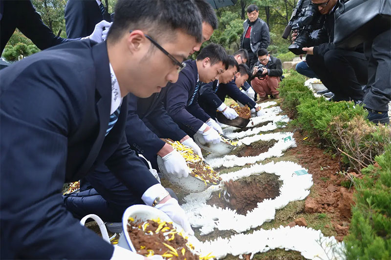 骨灰深埋是土葬的延续