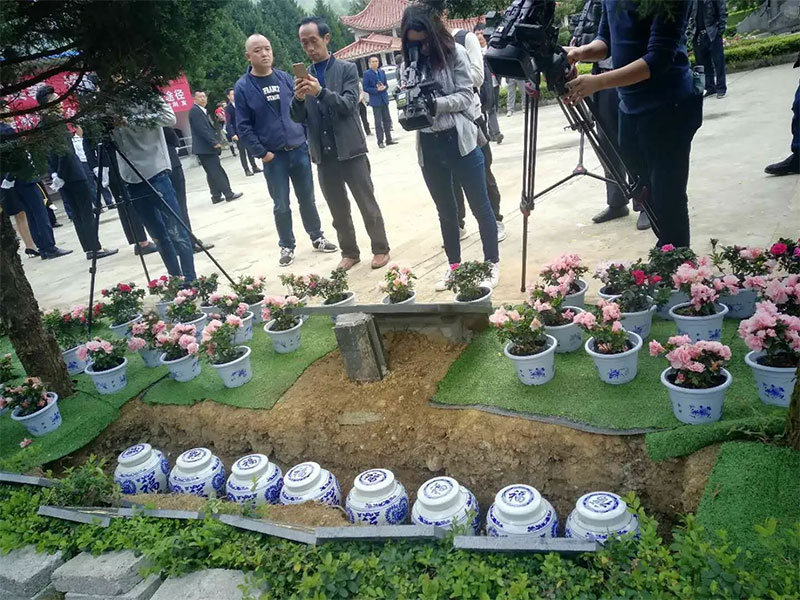 骨灰安葬流程有哪些讲究 骨灰安葬流程有哪些讲究