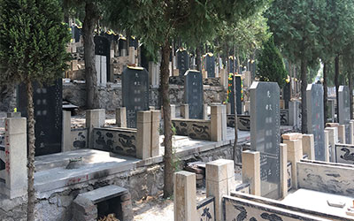 昆明墓地常见问题——“跟穴”没有位置怎么办