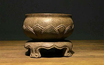 墓地前摆放的香炉,有何讲究