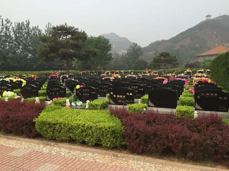 昆明墓地的选址是怎样的