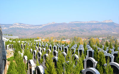 立法明确经营性公墓土地使用权的物权属性