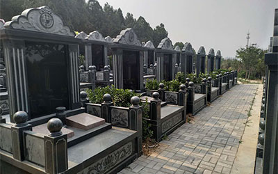 浅谈昆明墓碑文化