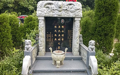 墓碑朝向一二说