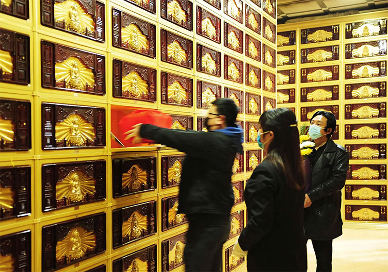 骨灰不易在殡仪馆寄存太久