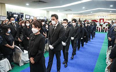 为什么说出殡路上棺材不能落地？落地了怎么办