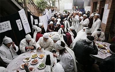 流传多年的四个农村丧葬习俗，你知道几个