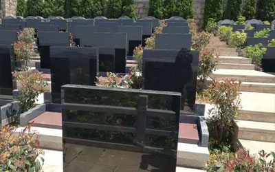 墓地前面有水沟好不好，如何看墓地风水中的水？