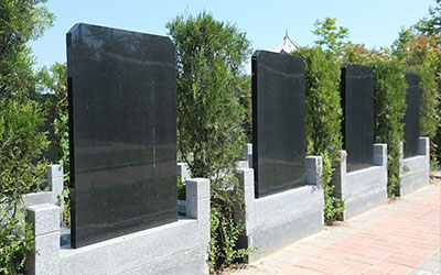 风水学里的“葬山不葬顶”是什么意思，运势的对于一块墓地很重要