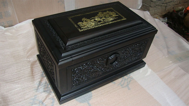 出售骨灰盒成为最孤独的卖家 出售骨灰盒成为最孤独的卖家