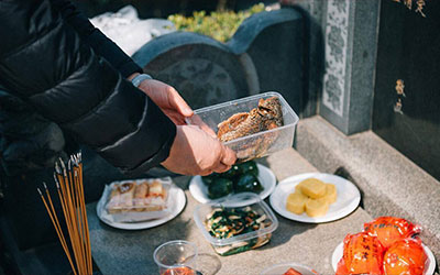 怎样上坟才能人旺财旺，上坟需要注意哪些事情