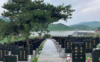 坟地出贵人的征兆，容易出贵人的墓地风水