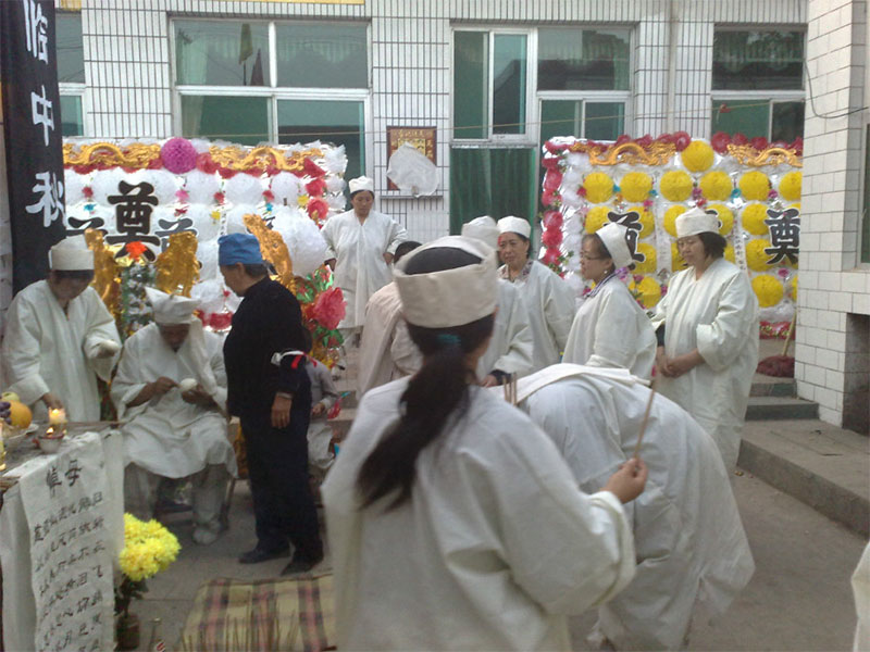 办丧事的忌讳民间说法，丧葬白事注意事项