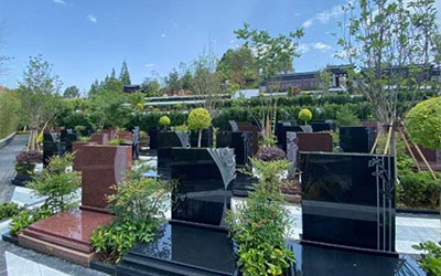 昆明墓地产权一般是多少年？除了管理费以外还有其他的费用吗？