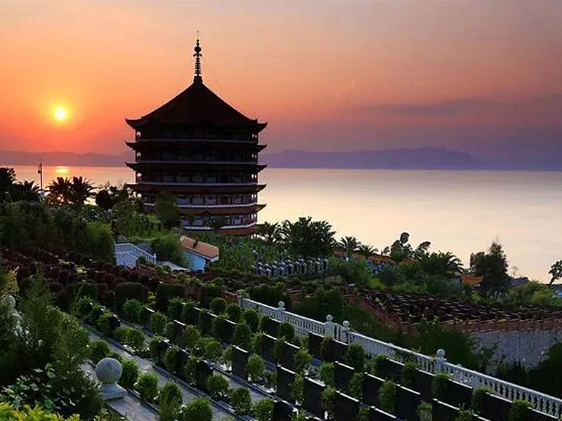 昆明祥和陵园的适合踏青吗