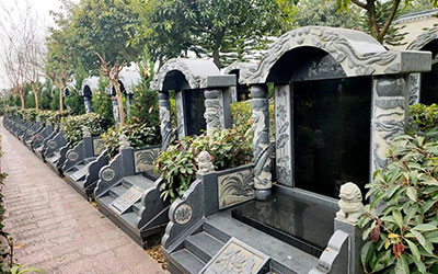 给老人提前选墓地好吗