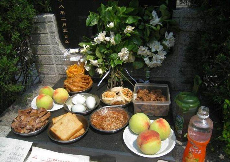 上坟比较好的五种水果，上坟注意事项