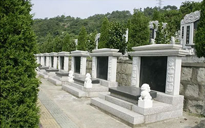 昆明墓地风水：下葬有什么讲究？