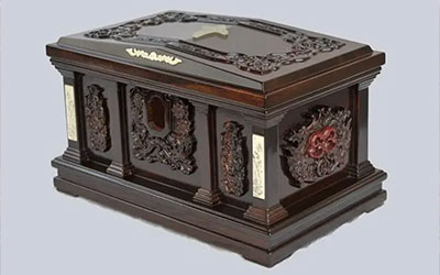 遮盖骨灰盒一般用什么颜色的布