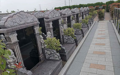 无人续费、无人祭扫的墓位工作人员都是如何处理的