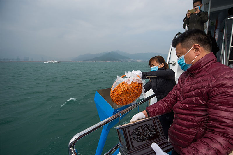 人们接受海葬的原因有哪些?海葬的优势是什么? 人们接受海葬的原因有哪些?海葬的优势是什么?