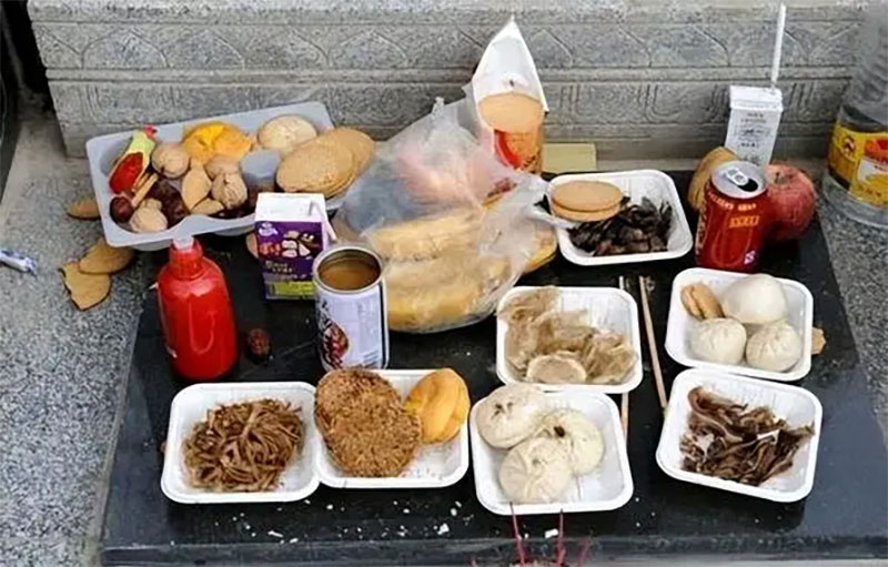 农村俗语“上坟带三样，后代子孙旺”，啥意思？三样指的是啥？