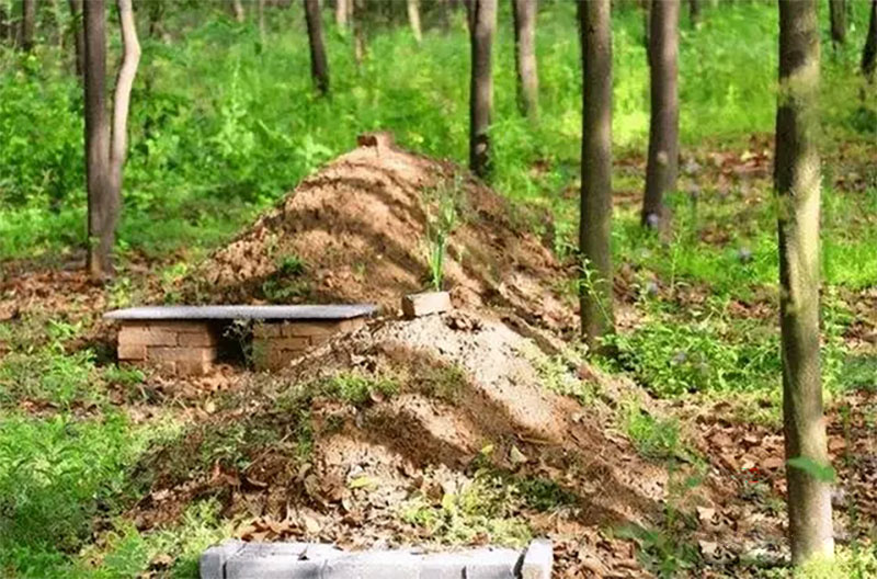 棺材埋在地下，为何地上还要堆个小土堆呢？看完才知古人有多聪明