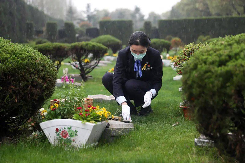 中式葬礼中关于男性逝者丧葬注意事项 中式葬礼中关于男性逝者丧葬注意事项