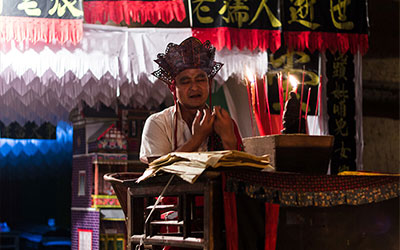 逝者安葬后如何做法事？