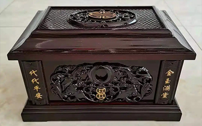 殡葬服务的骨灰盒的选择