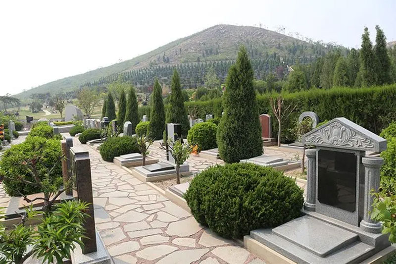 昆明墓地价格里面包含哪些费用 昆明墓地价格里面包含哪些费用