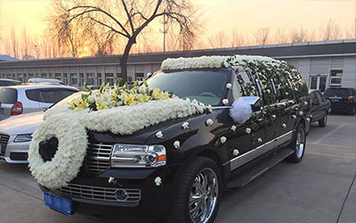 昆明人在外地去世后，遗体如何运回老家？