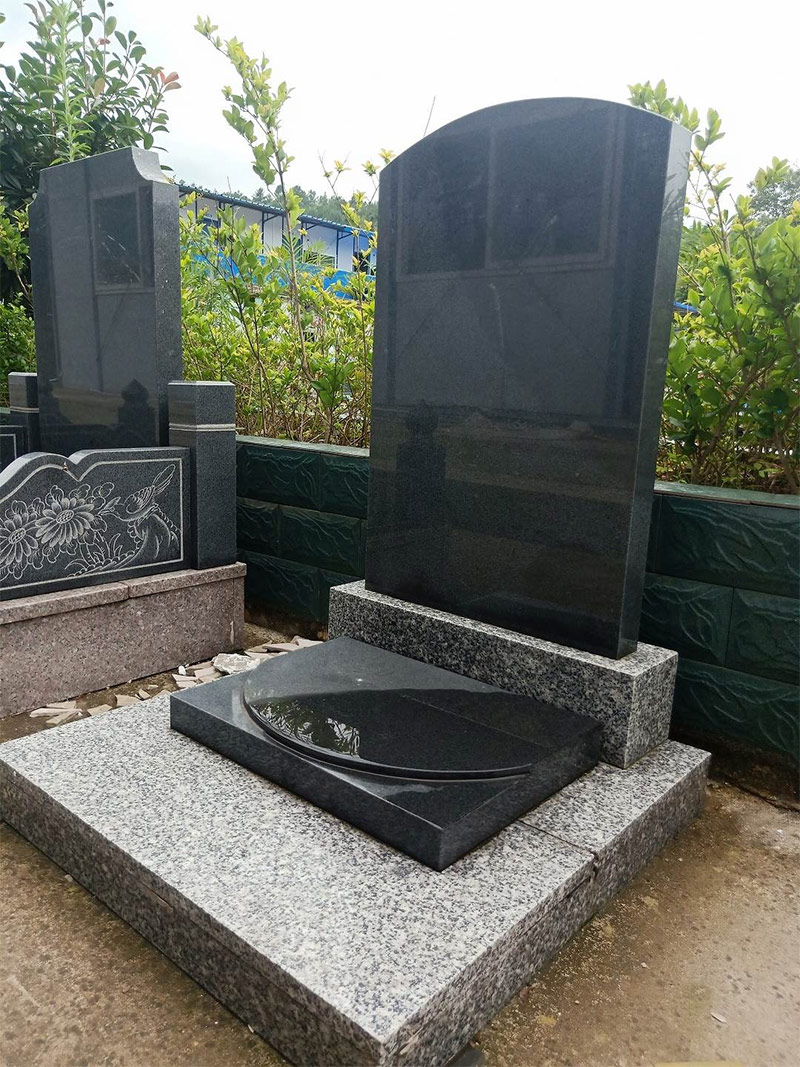 昆明墓地在墓碑的书写有哪些事项需要注意 昆明墓地在墓碑的书写有哪些事项需要注意