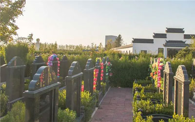 买墓时墓位朝南的就真好吗?