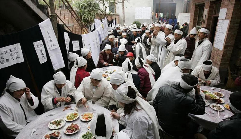 公墓信息网告诉您丧事上哪三道菜不能上桌 公墓信息网告诉您丧事上哪三道菜不能上桌