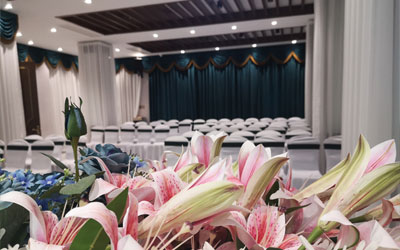 传统殡葬是什么样的