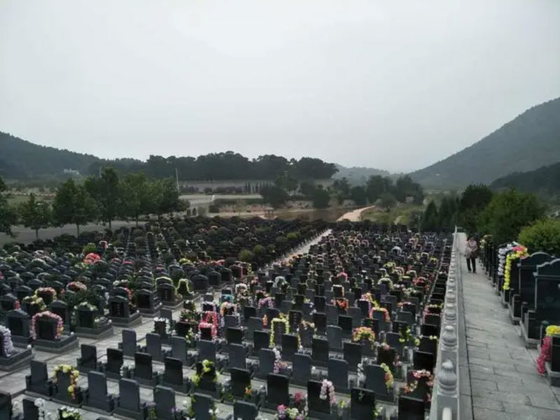 春节过后,昆明陵园墓地价格会上涨吗?昆明陵园一般在哪个月涨价? 春节过后,昆明陵园墓地价格会上涨吗?昆明陵园一般在哪个月涨价?