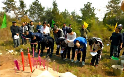 春节期间有扫墓的习俗吗？春节期间到昆明陵园扫墓需要做哪些准备？