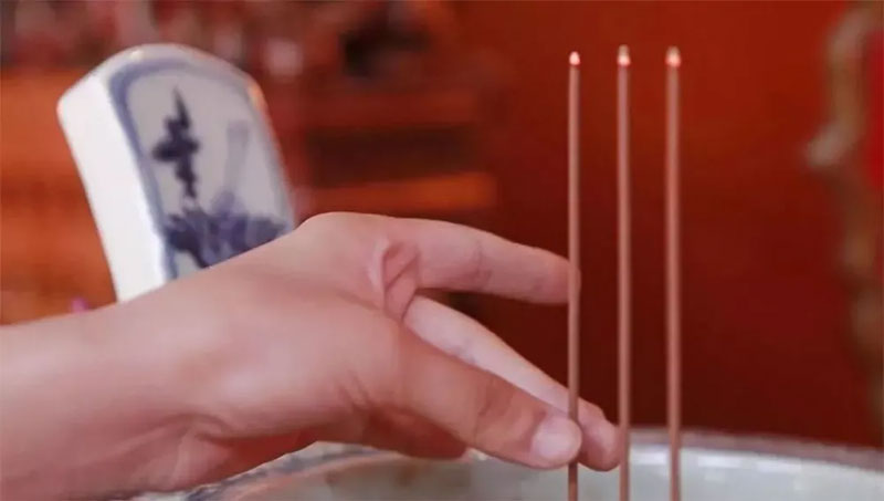 上香的规矩有哪些？有哪些禁忌？