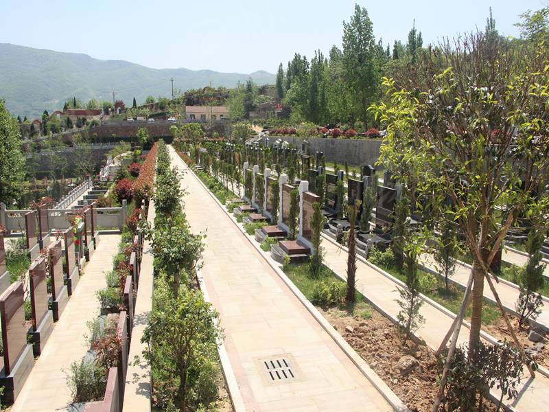 昆明公墓的费用有降低的可能吗 昆明公墓的费用有降低的可能吗