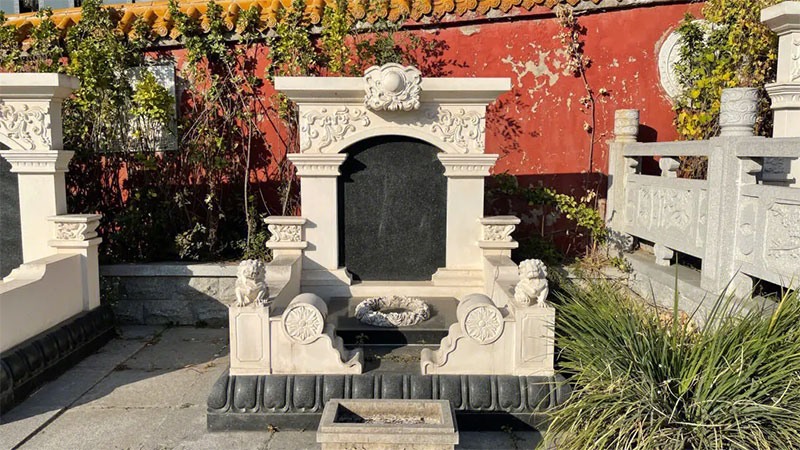 为什么墓碑坐西朝东的好