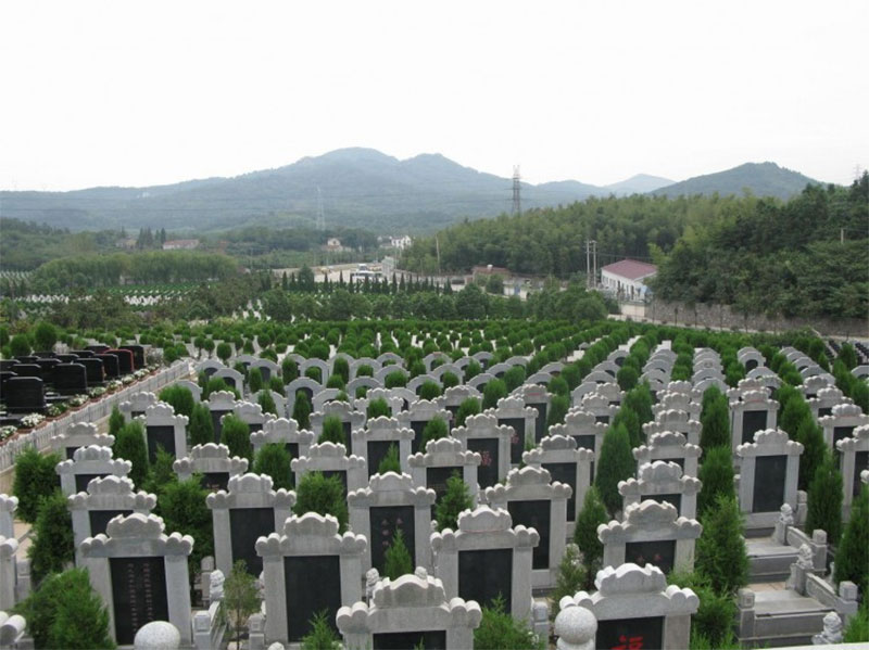 墓地选址你重视吗