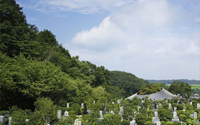 买一个墓地可以安葬几个人？