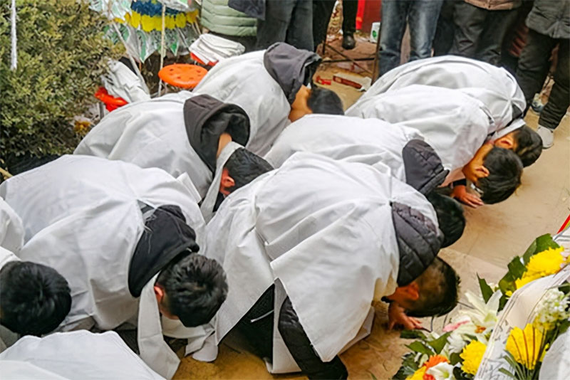 白族传统的丧葬习俗 白族传统的丧葬习俗